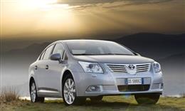 Toyota  Avensis 2010