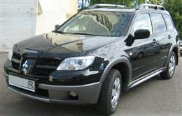 Mitsubishi Outlander XL 2010