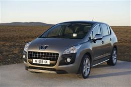 новый крассовер Peugeot 3008