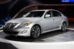 Hyundai Genesis R-spec c 5.0-литровым V8