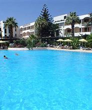 Tigaki Beach