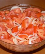 Салат из помидоров